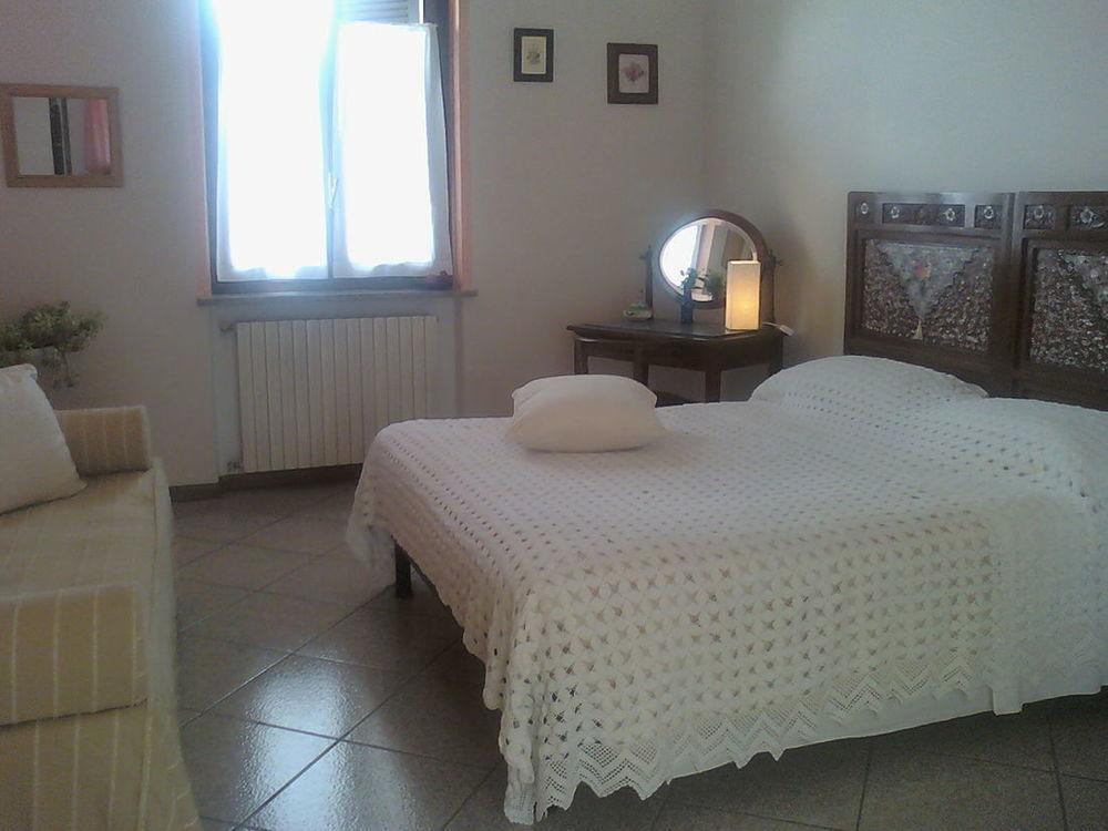 B&B La Taverna Degli Angeli Vezzi Portio Εξωτερικό φωτογραφία