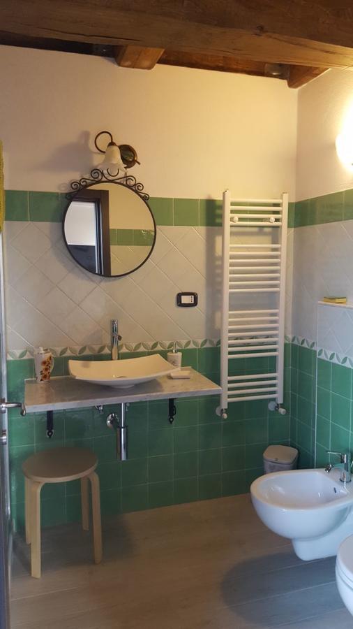B&B La Taverna Degli Angeli Vezzi Portio Εξωτερικό φωτογραφία