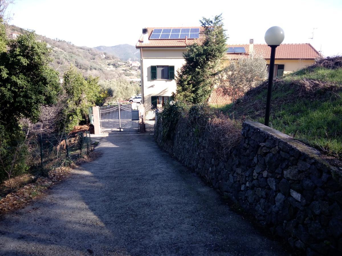 B&B La Taverna Degli Angeli Vezzi Portio Δωμάτιο φωτογραφία