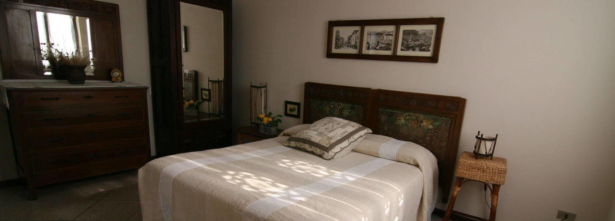 B&B La Taverna Degli Angeli Vezzi Portio Εξωτερικό φωτογραφία